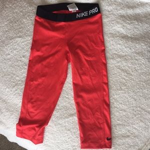 Nike Pro Capri Legging